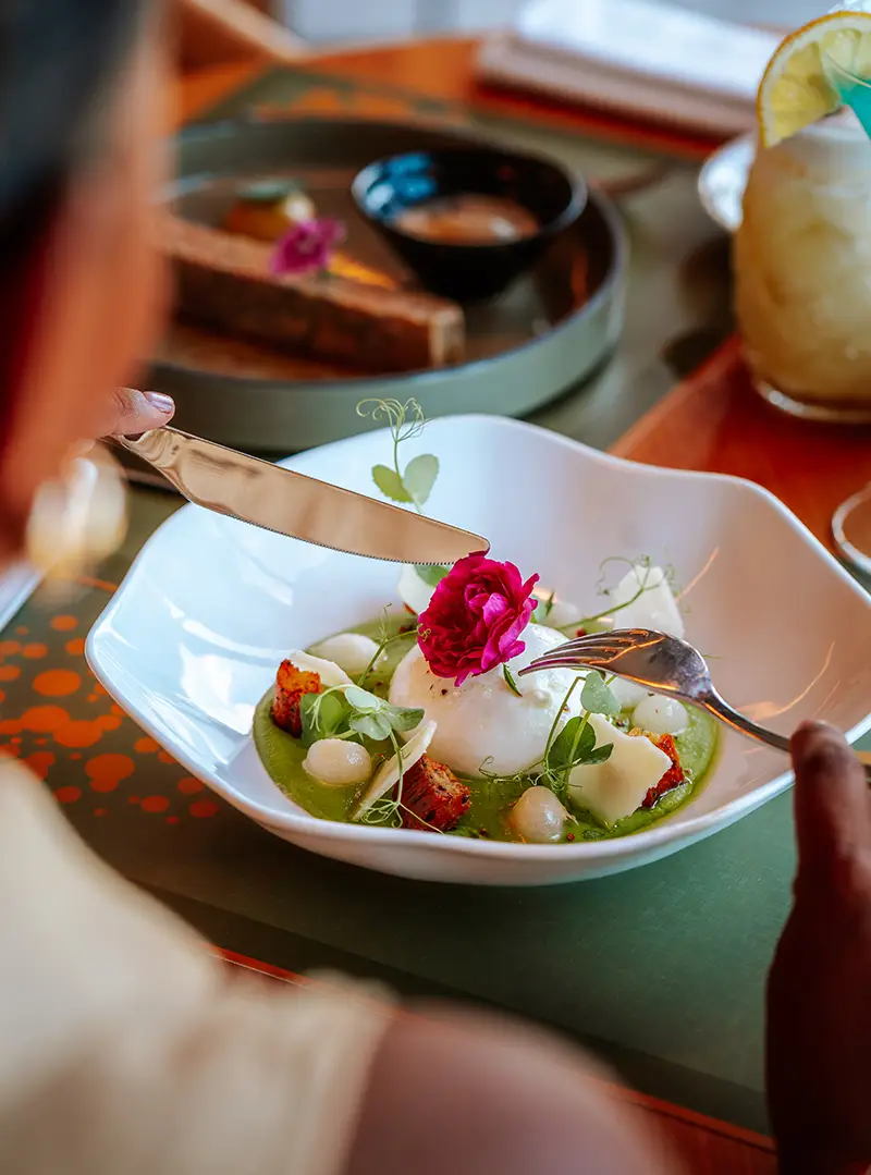 studio-joua-luxury-photo-video-food-and-beverage-2-800x1079